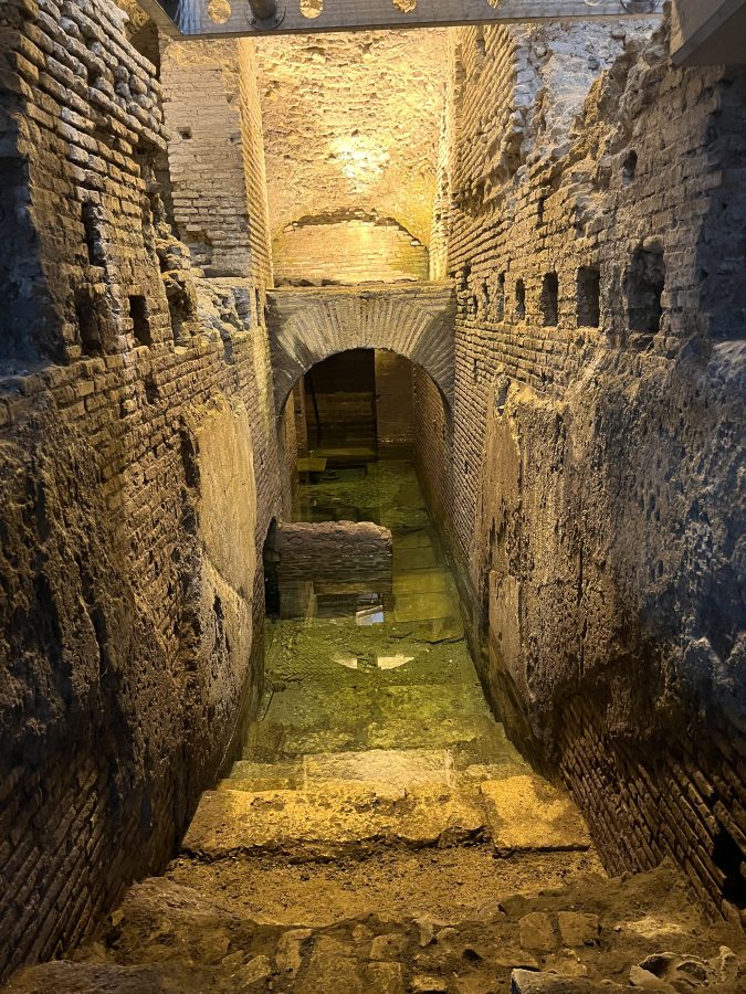 Unter der Trevibrunnen Tour