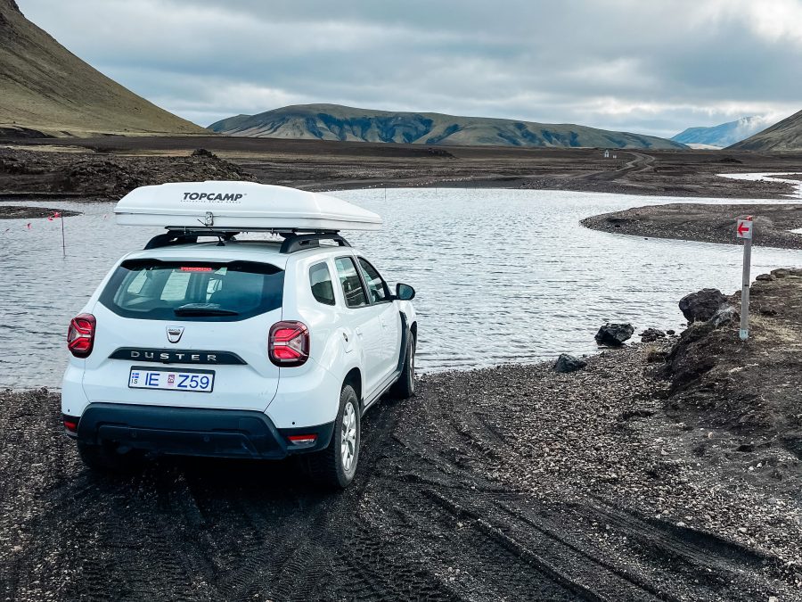 Flussüberquerung F225 mit Dacia Duster