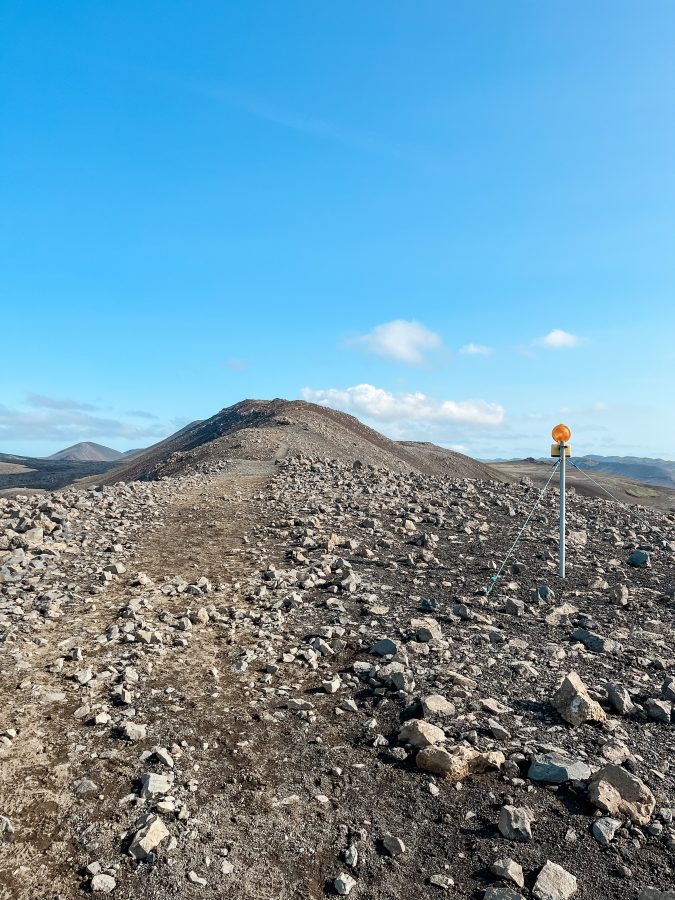 Wanderung zur Lava des ausgebrochenen Vulkans in Island