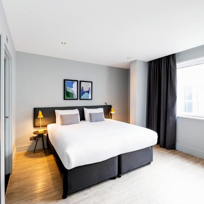 Aparthotel in London mit Küche und Parkplatz